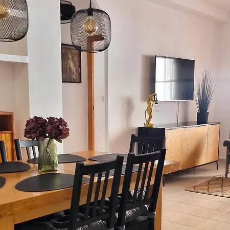 Casa Del Angel 2, Cosy 2 Bed Apartment,150m From Playa Locos Beautiful Swimming Pool
