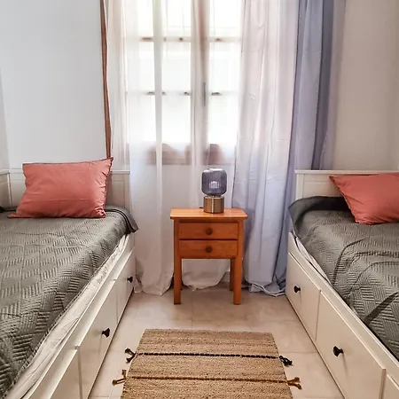 Casa Del Angel 2, Cosy 2 Bed Apartment,150m From Playa Locos Beautiful Swimming Pool Торрев'єха