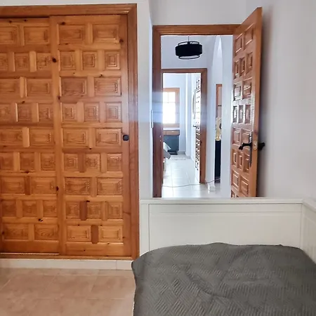 Casa Del Angel 2, Cosy 2 Bed Apartment,150m From Playa Locos Beautiful Swimming Pool *