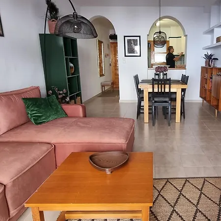 Апартаменти Casa Del Angel 2, Cosy 2 Bed Apartment,150m From Playa Locos Beautiful Swimming Pool *